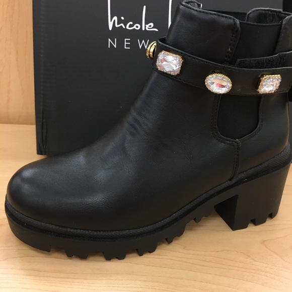 🖤💎Nicole Miller Gem Ankle Boots 🖤💎 - Picture 2 of 9